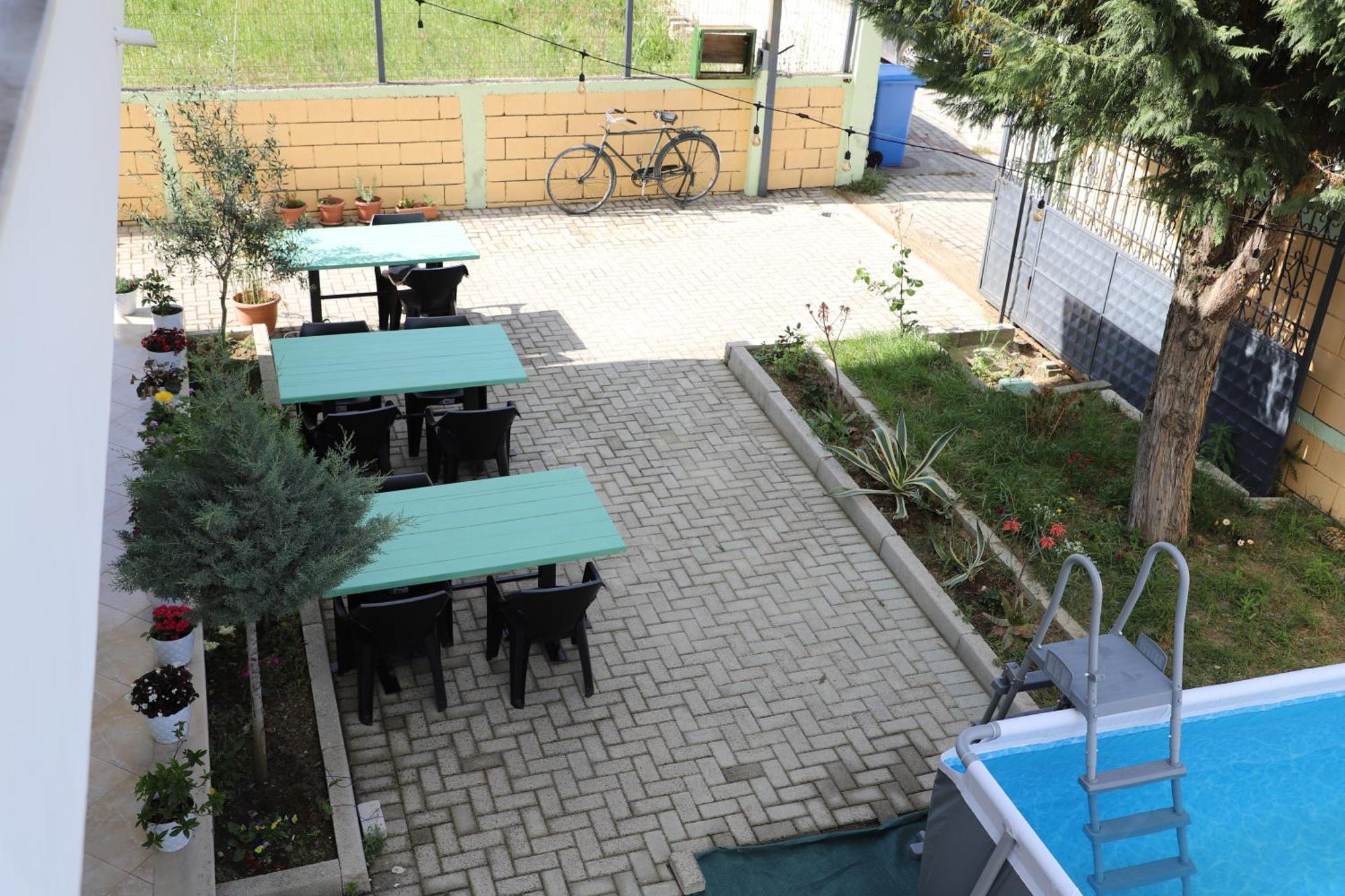 Baza Hostel - Swimming Pool Berat Exteriér fotografie